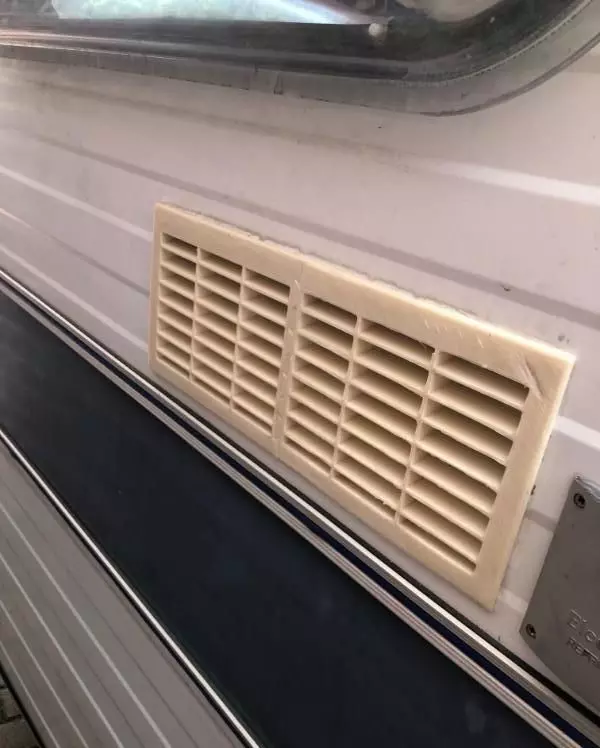 caravan ventilation grille 3D print model_0