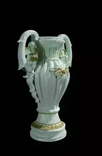 vase cupid