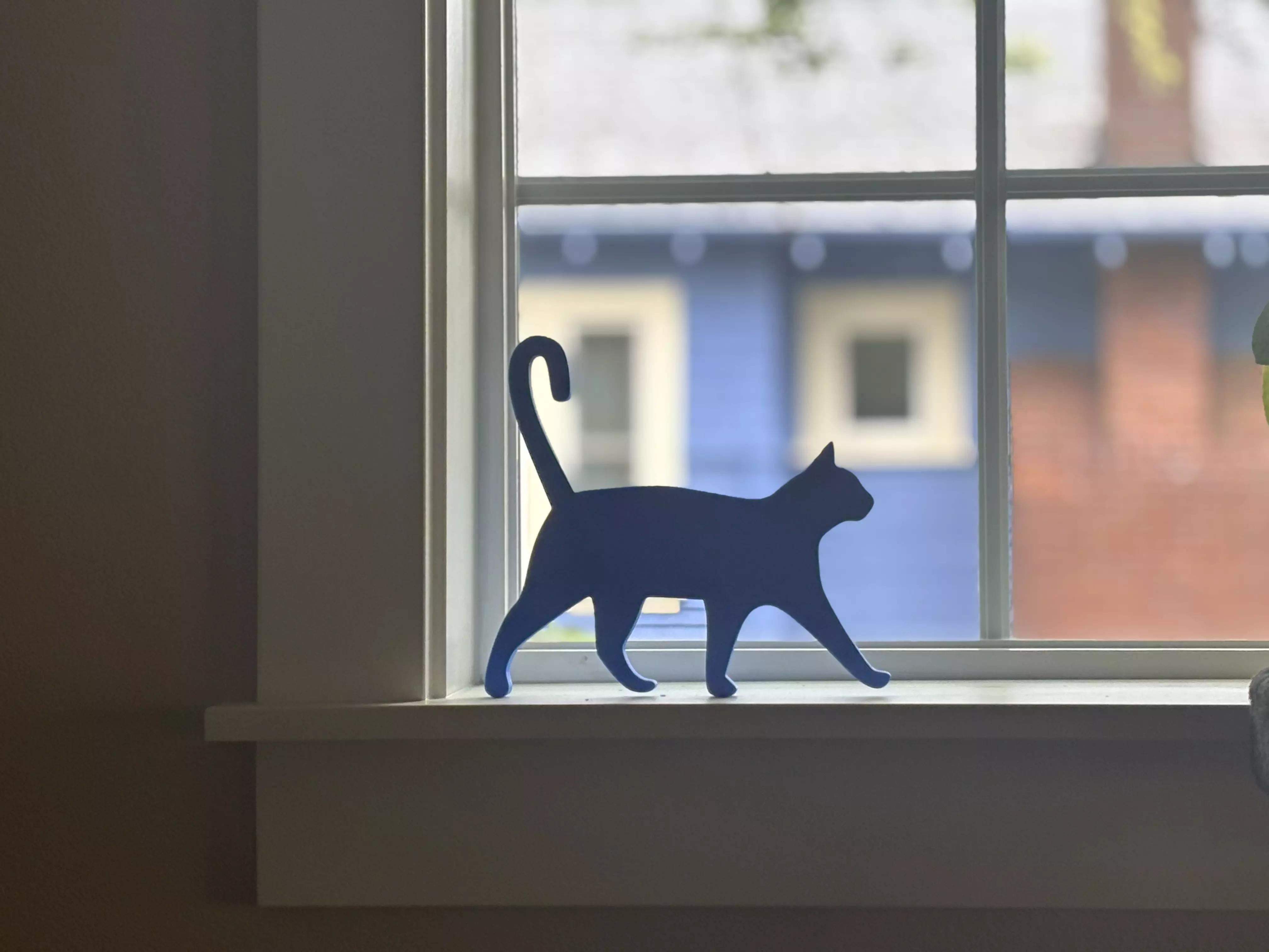 Running Cat Door Topper Window Sill Ornament Free 3D print model_0