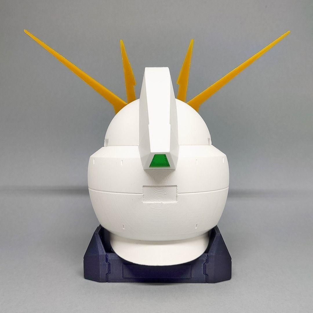 Nu Gundam Bust 3D print model_2