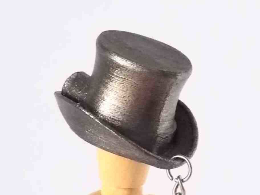 Steam Punk Hat Key Chain 3D print model_17