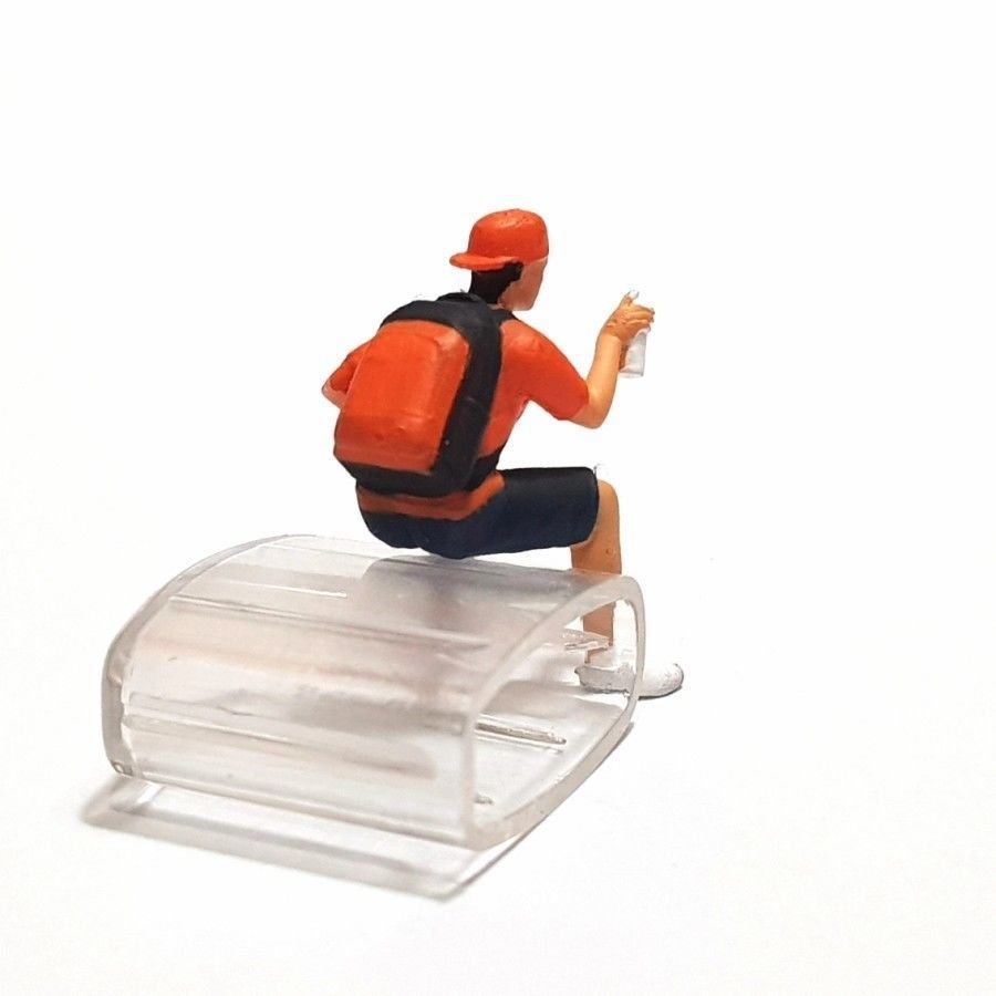 Figure Tim grafitti skala 1-64 diorama miniature 3D print model_3