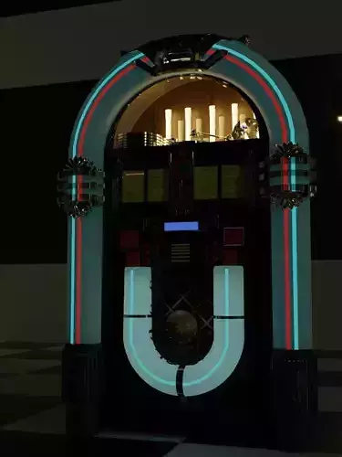 Jukebox with procedural wood shadder