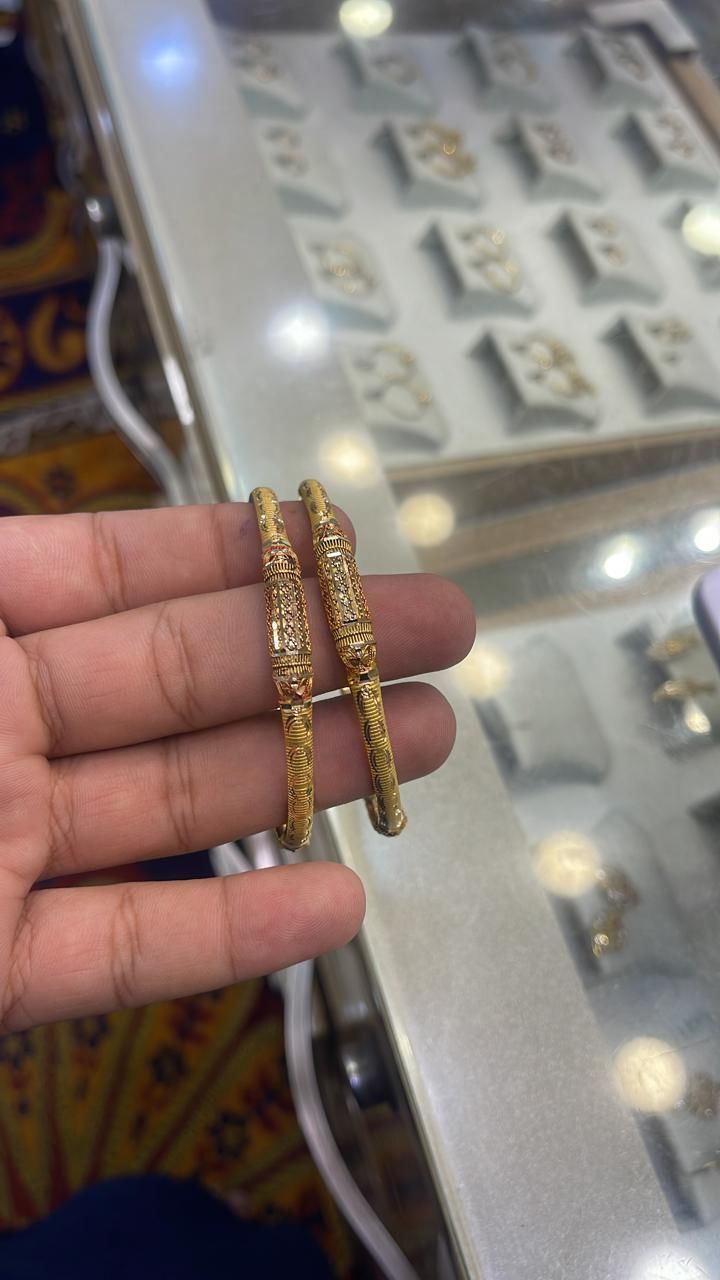 Bangles with details 3D print model_63