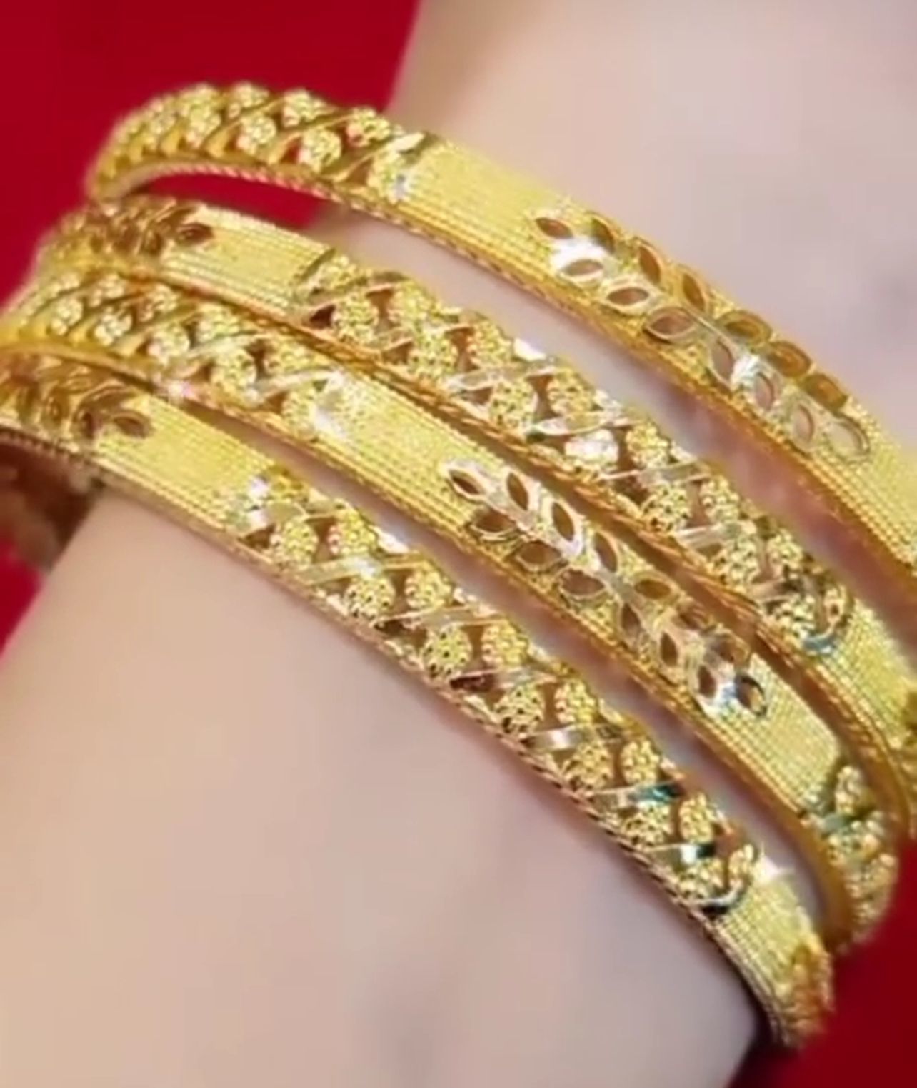 Bangles with details 3D print model_5