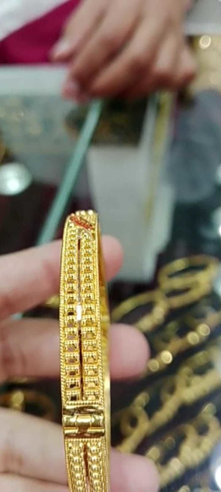 Bangles with details 3D print model_26