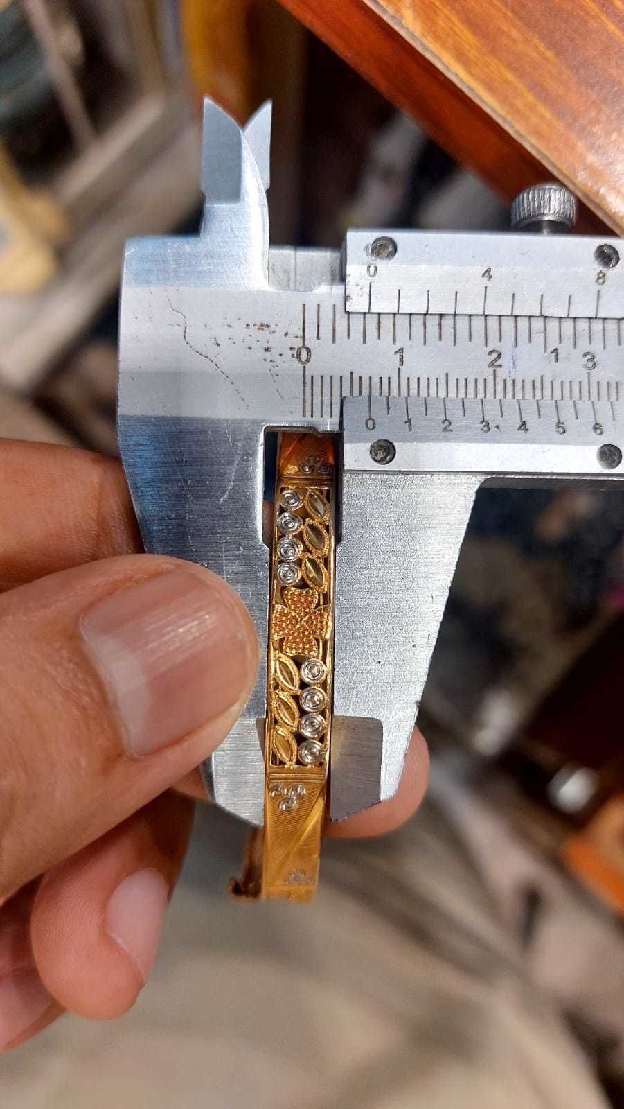 Bangles with details 3D print model_6