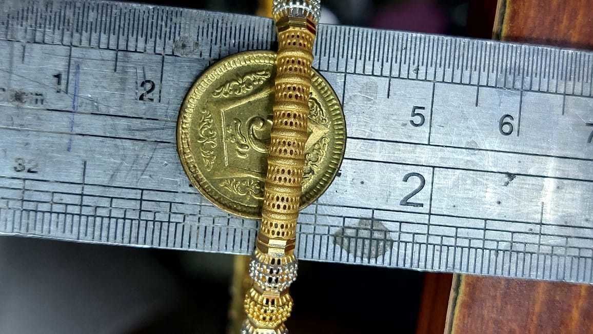 Bangles with details 3D print model_25