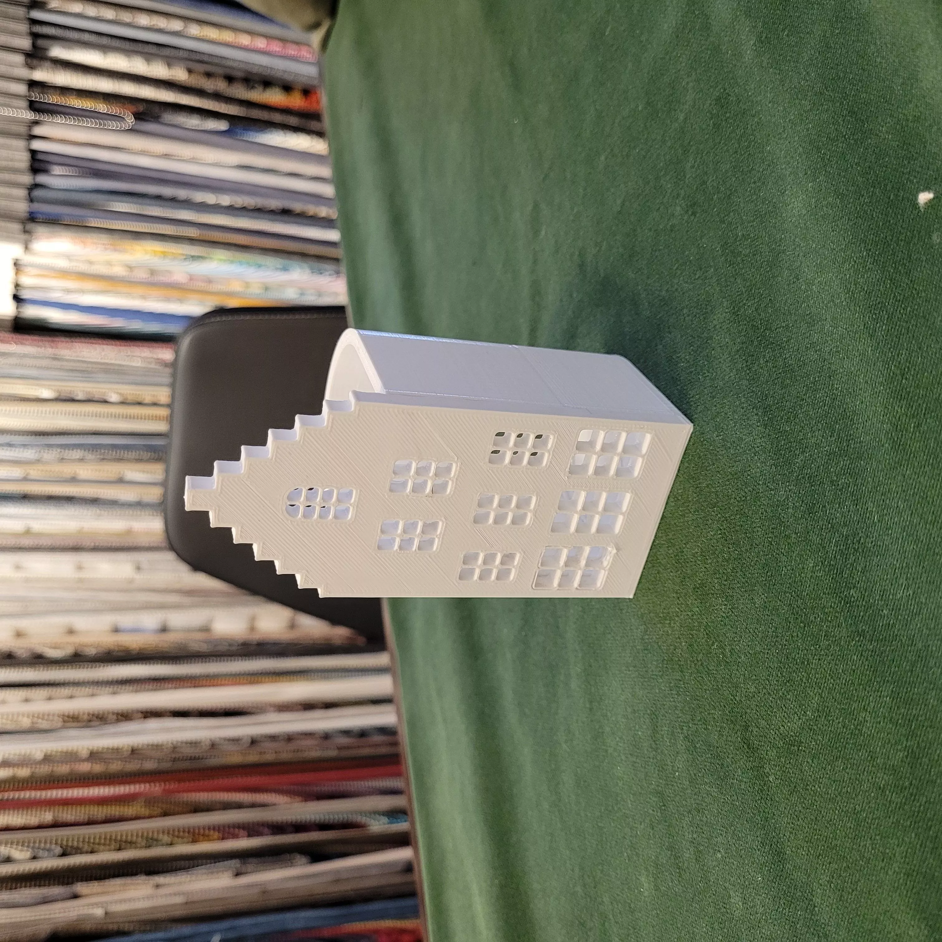 AMSTERDAM HOUSES TEALIGHT HOLDER NO 5 PENHOLDER 3D print model_0