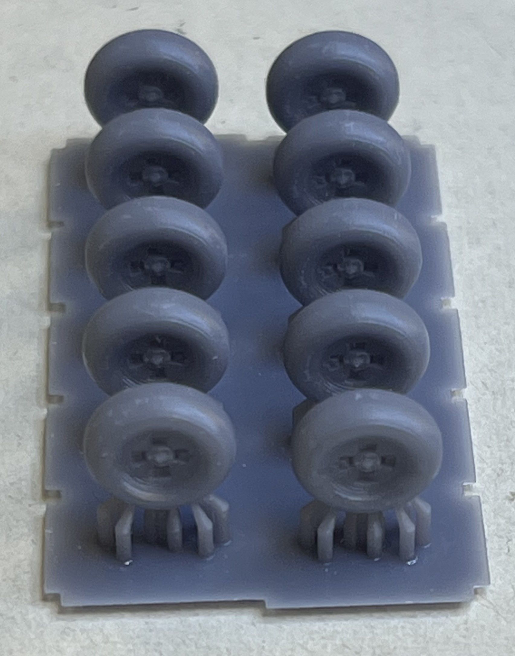 Spitfire - four spoke wheel - smooth tires 3D print model_8