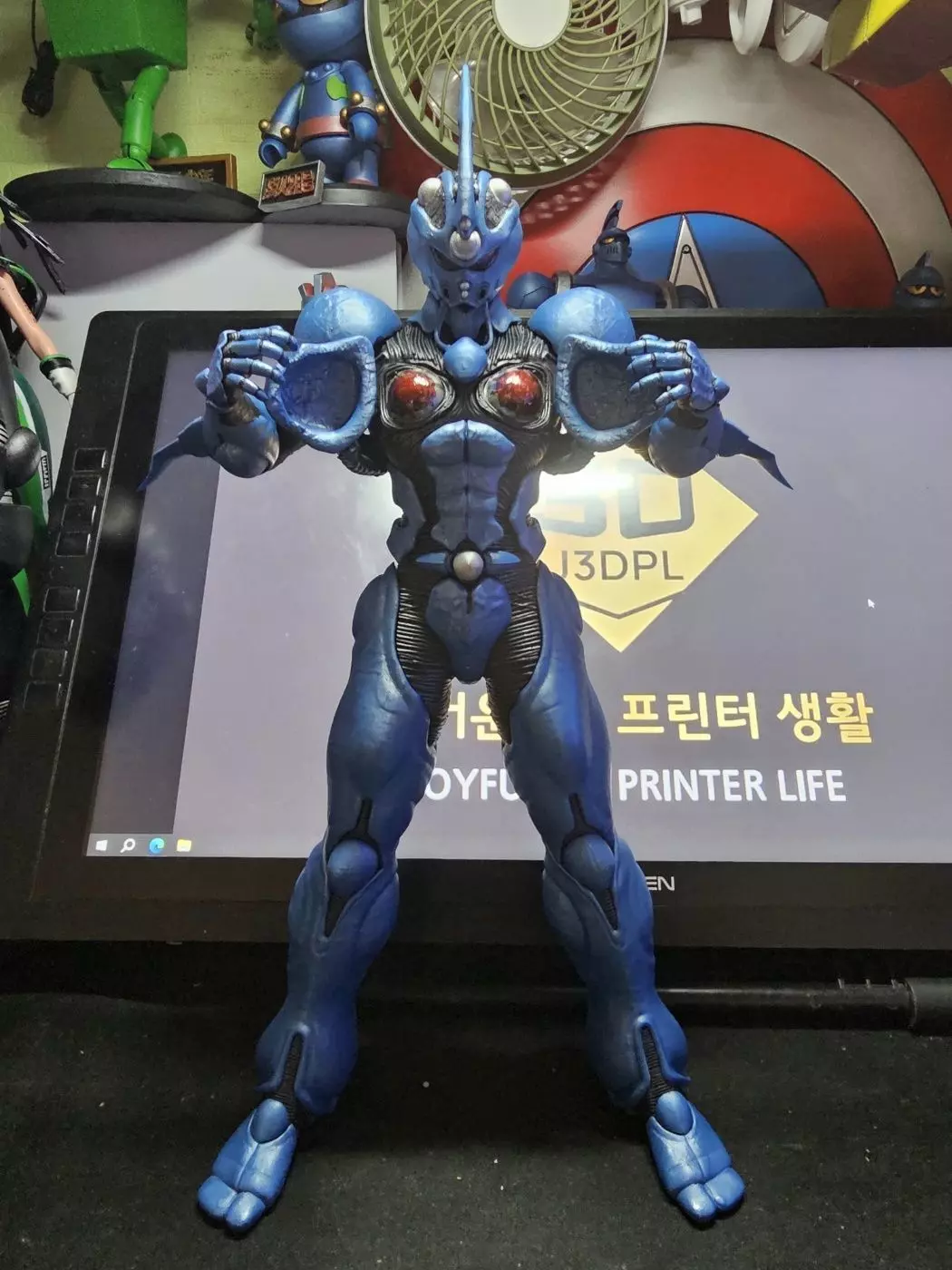 GUYVER V2 3D print model
