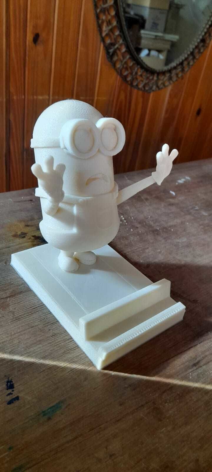 MINIONS- APOYA CELULAR -supports cell phone 3D print model_1