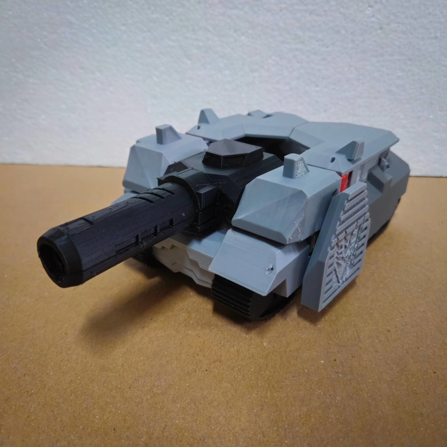 TRANSFORMERS TRANSFORMABLE TANKTRON NOT MEGATRON 3D print model_1