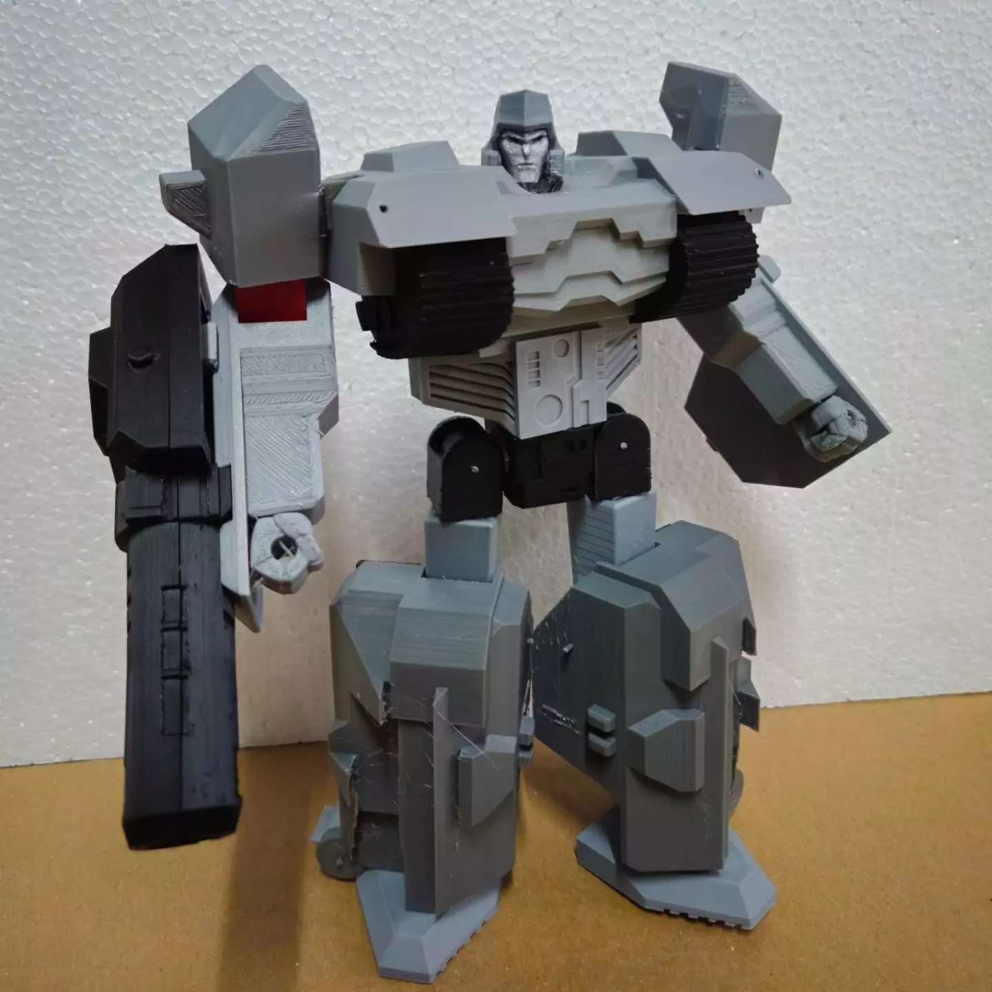 TRANSFORMERS TRANSFORMABLE TANKTRON NOT MEGATRON 3D print model_0