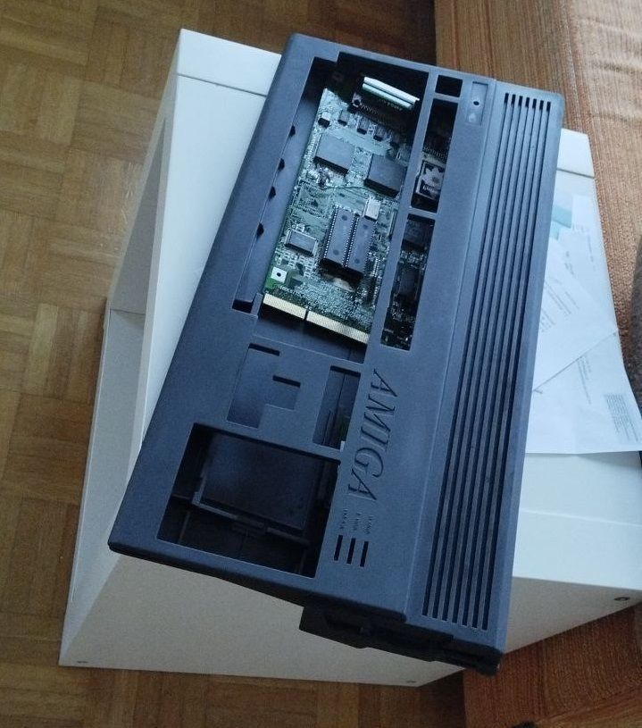 Commodore Amiga 1200 enclosure 3D print model_26