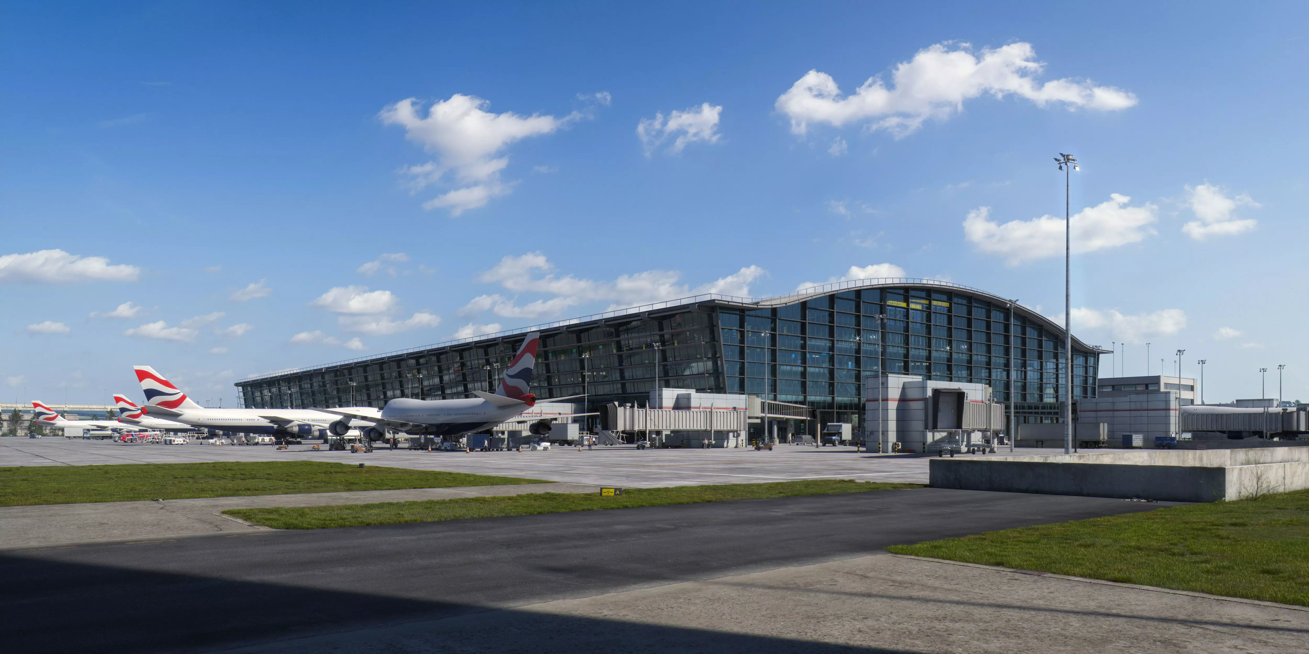 Airport terminal 3D model