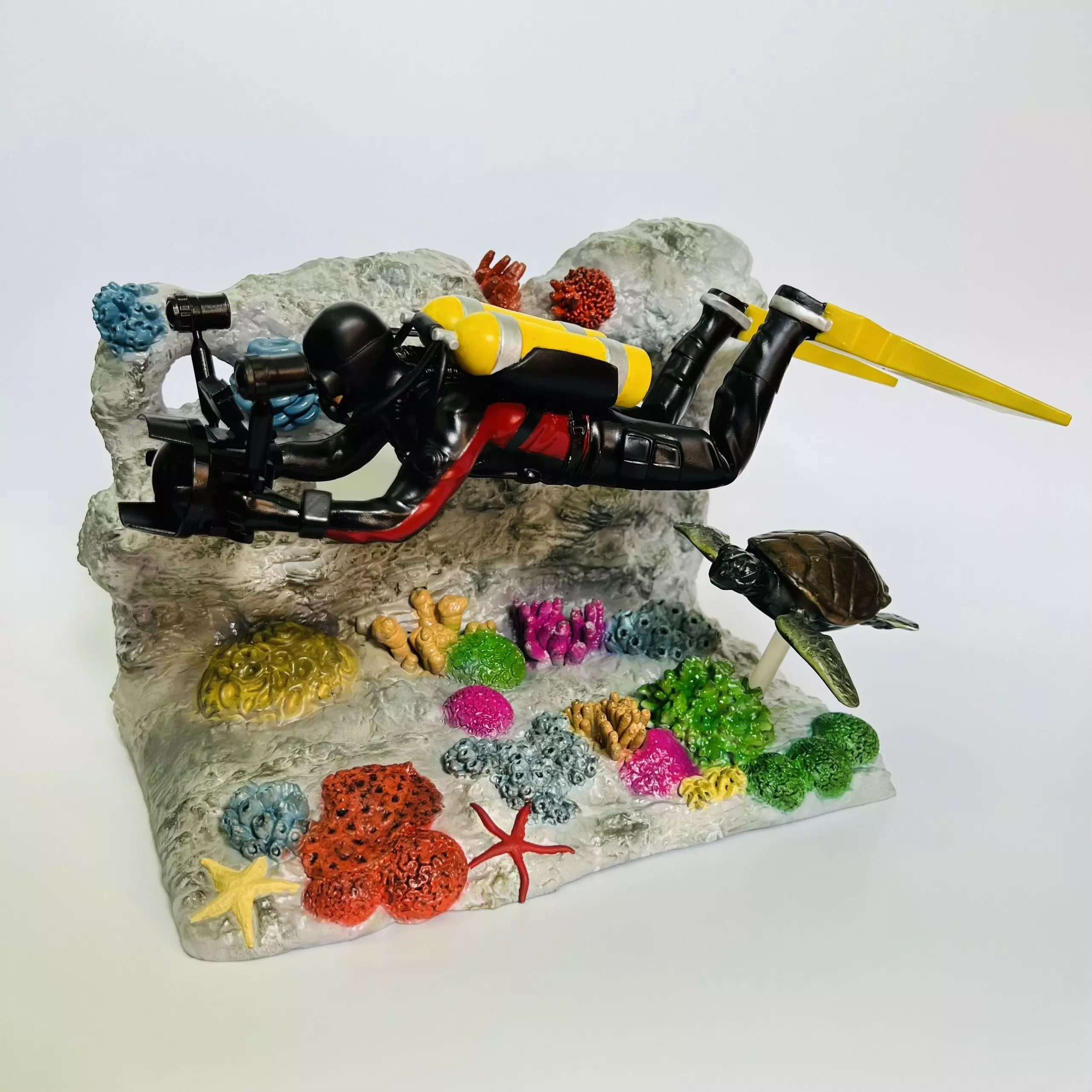 AQUARIUM DIVER DIORAMA 3D print model