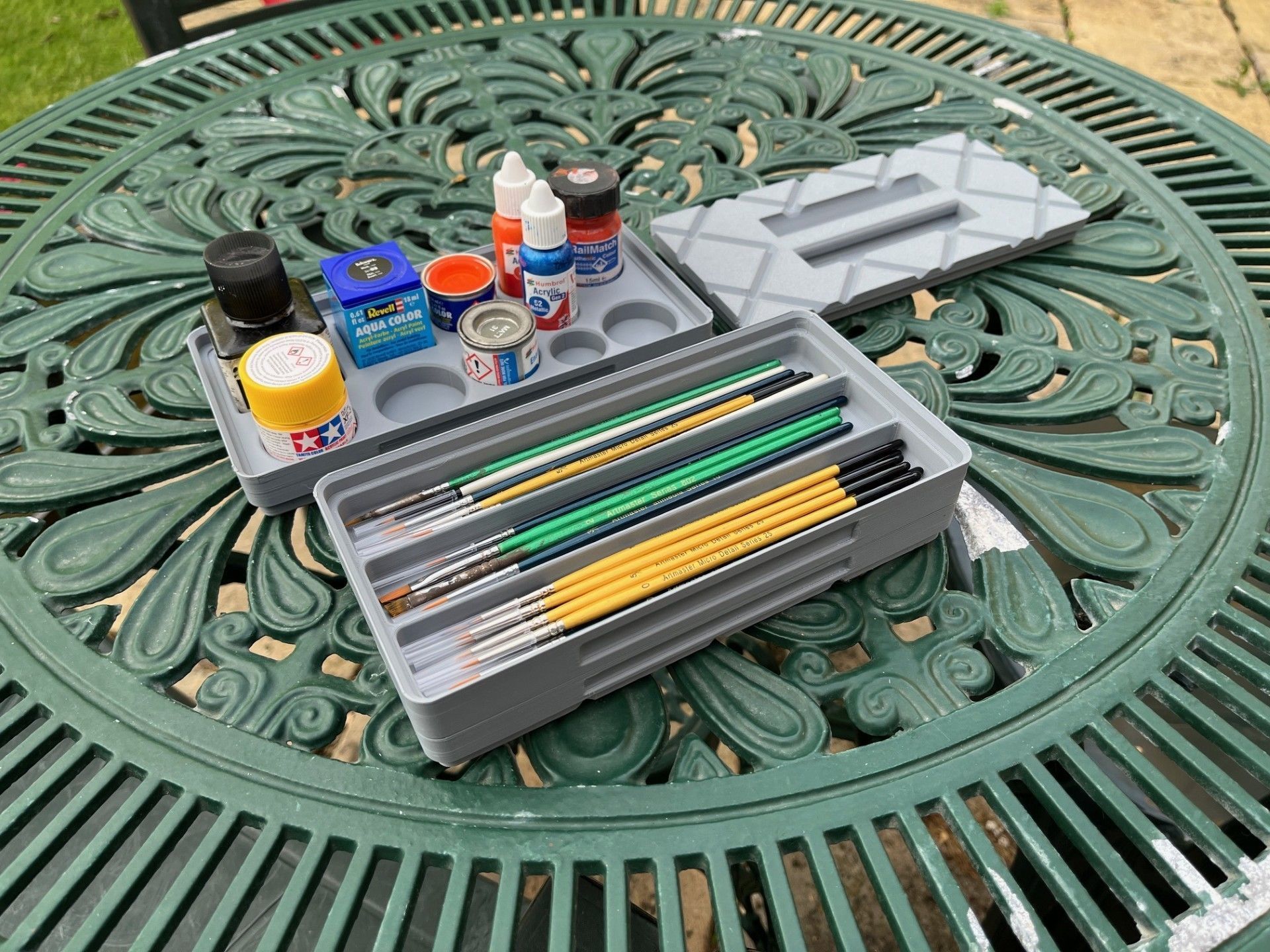 Paint Brush Holder and Mixing Tray 3D print model_4