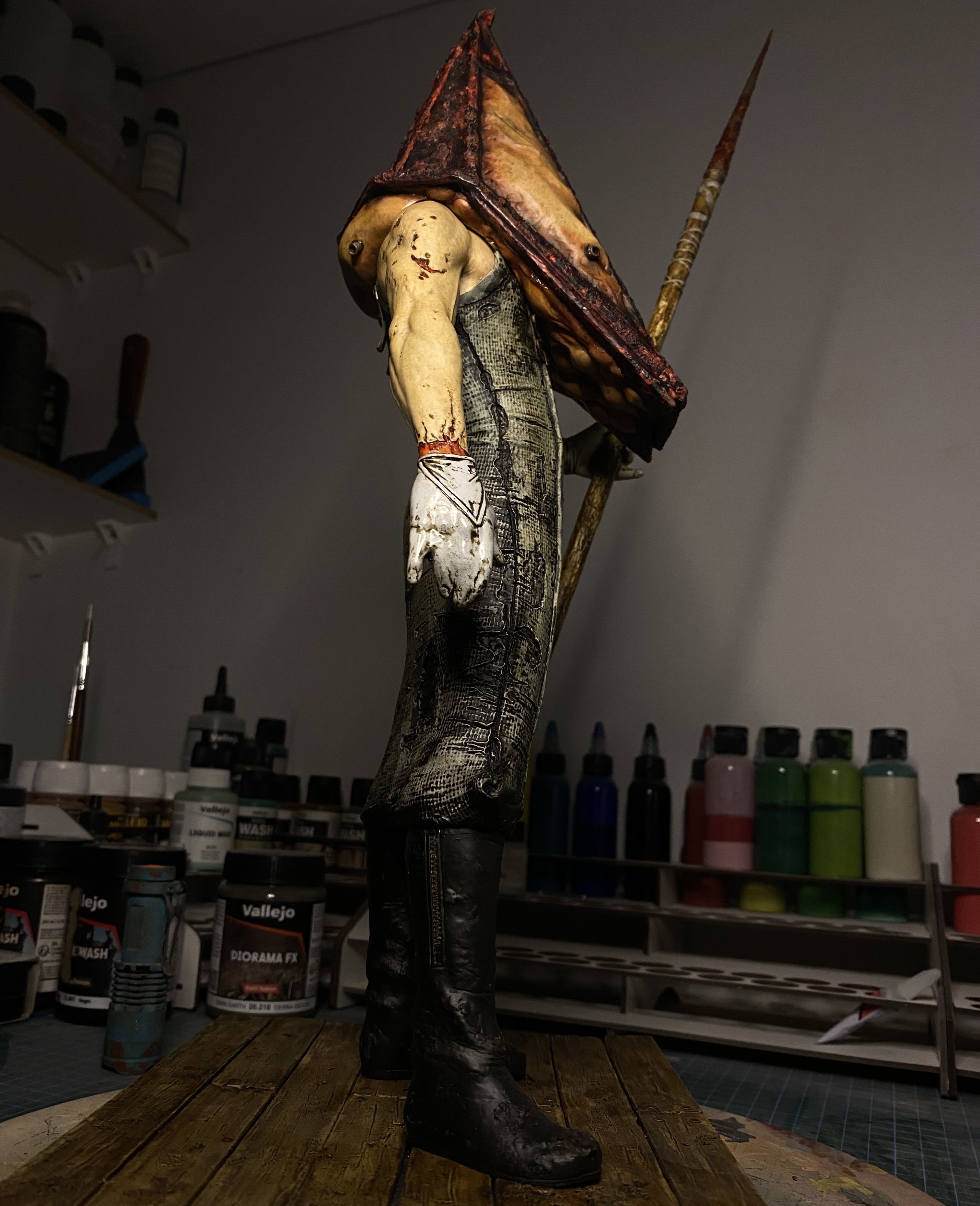 Silent hill pyramid head 3D print model_2