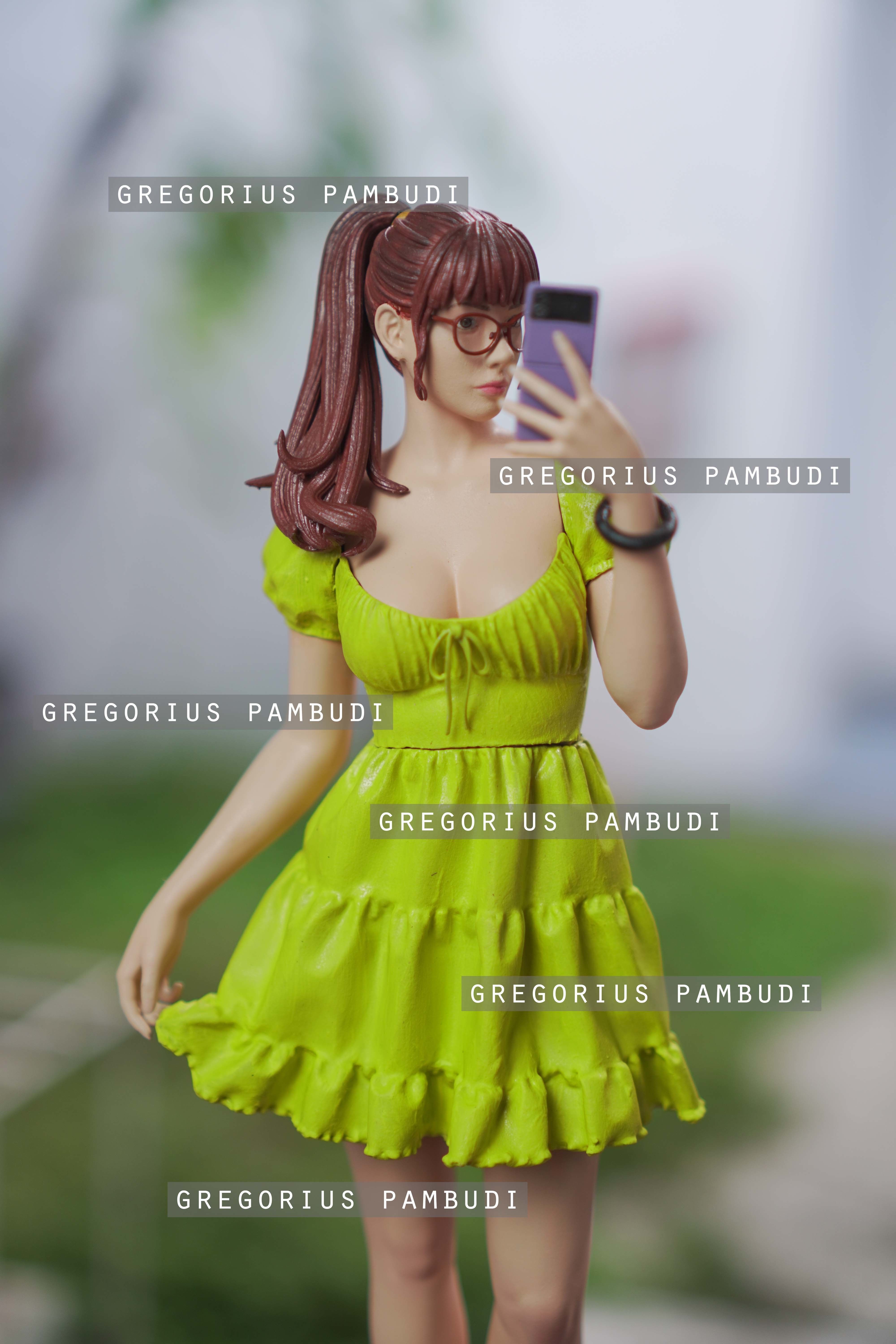 A woman Taking a Mirror Selfie Statue 3d Printable 3D print model_7