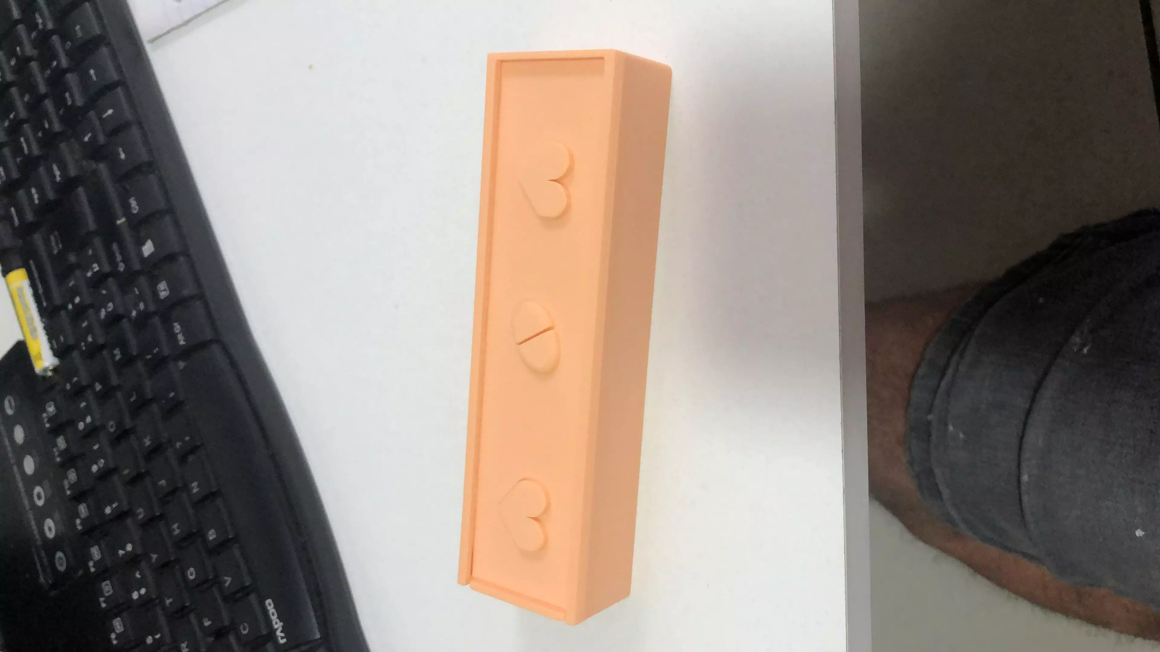 pill box larger more convenient righthanded 3D print model_0