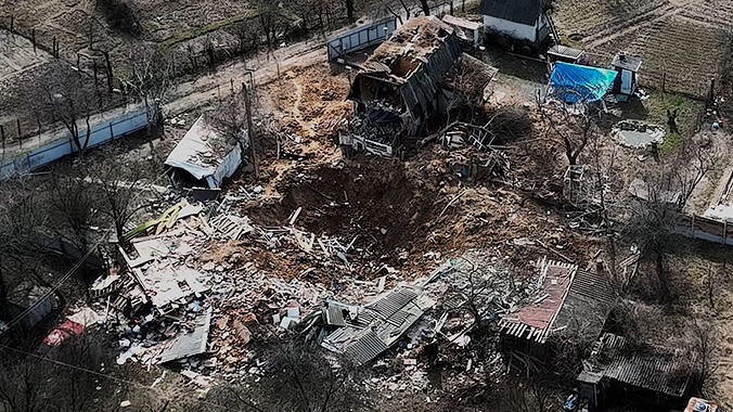 ukraine war house crater destroyed building drone scan FREE Free low-poly 3D model