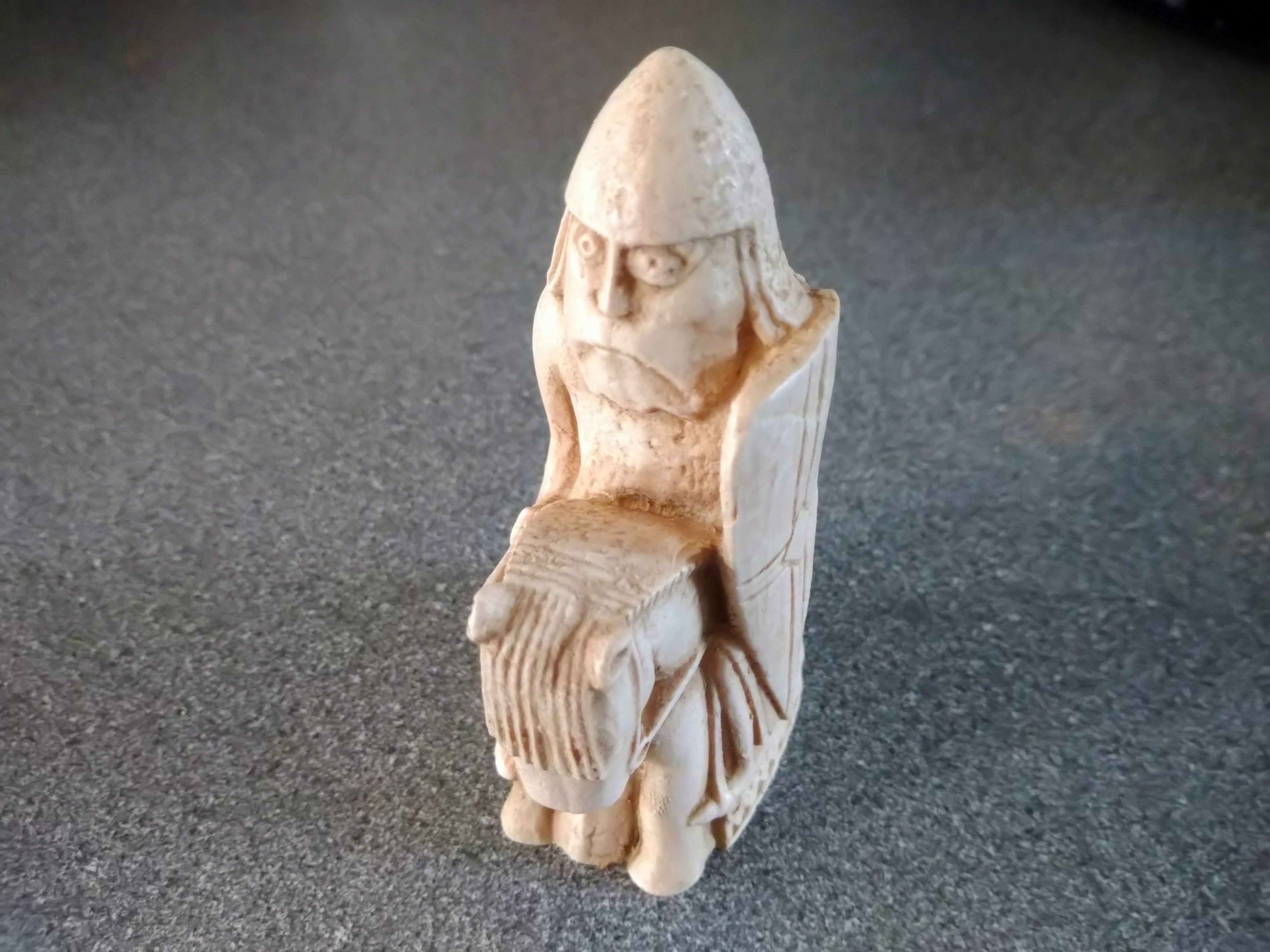 Lewis Knight chess piece 3D print model_1