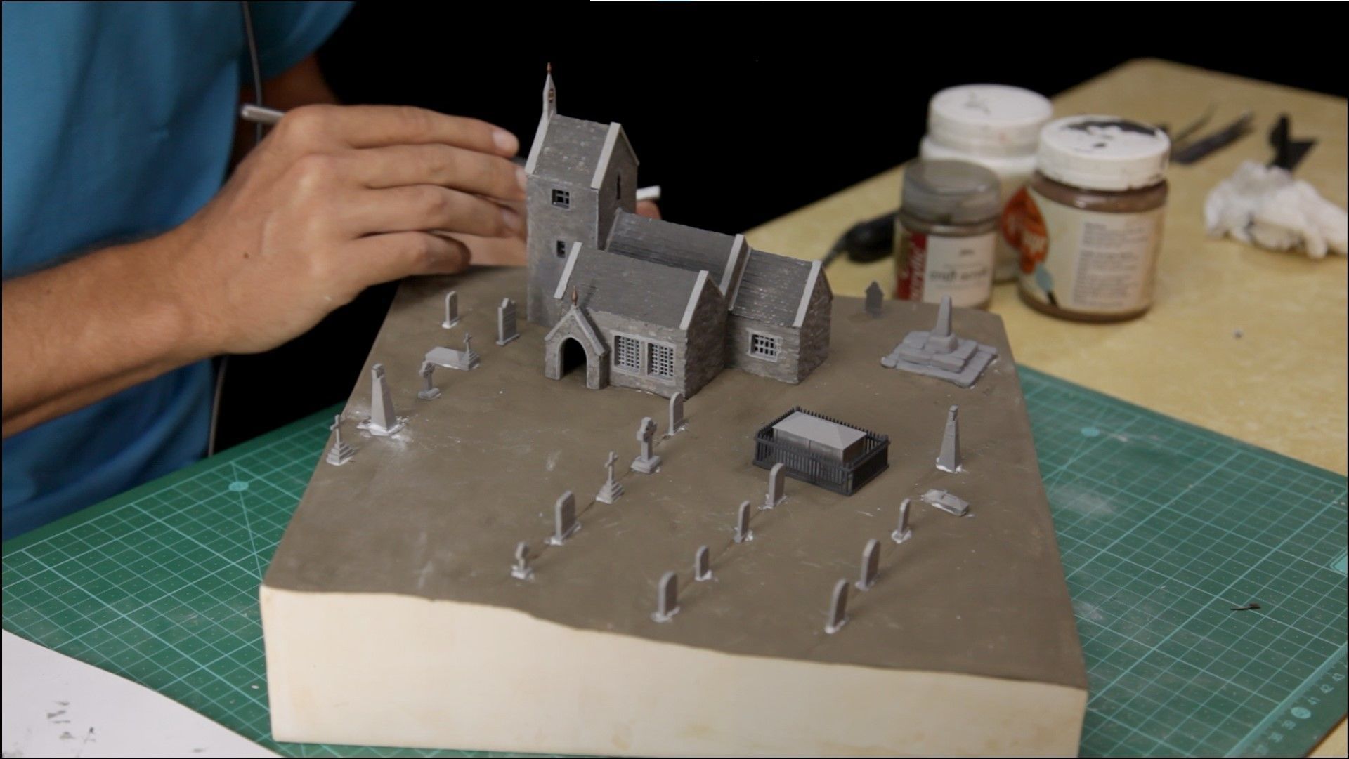 Old church HO scale for resin 3D printing 3D print model_3