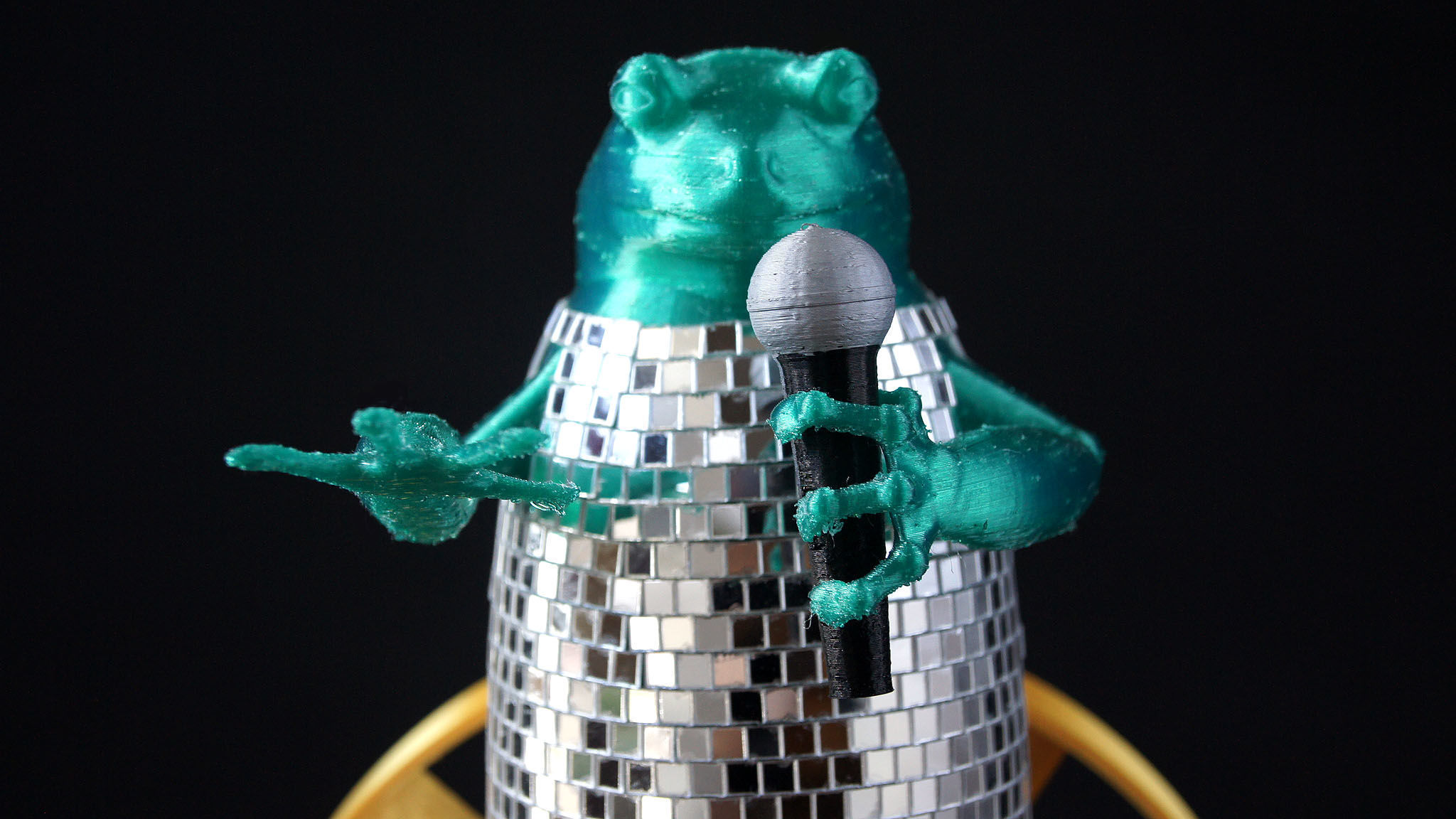 Famous singer 3D print model_5