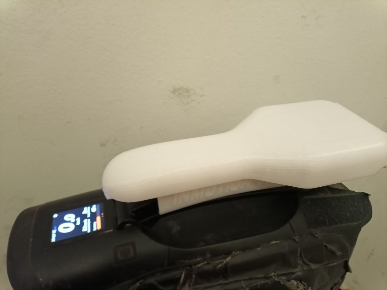 EUC seat for Inmotion V12 3D print model_5