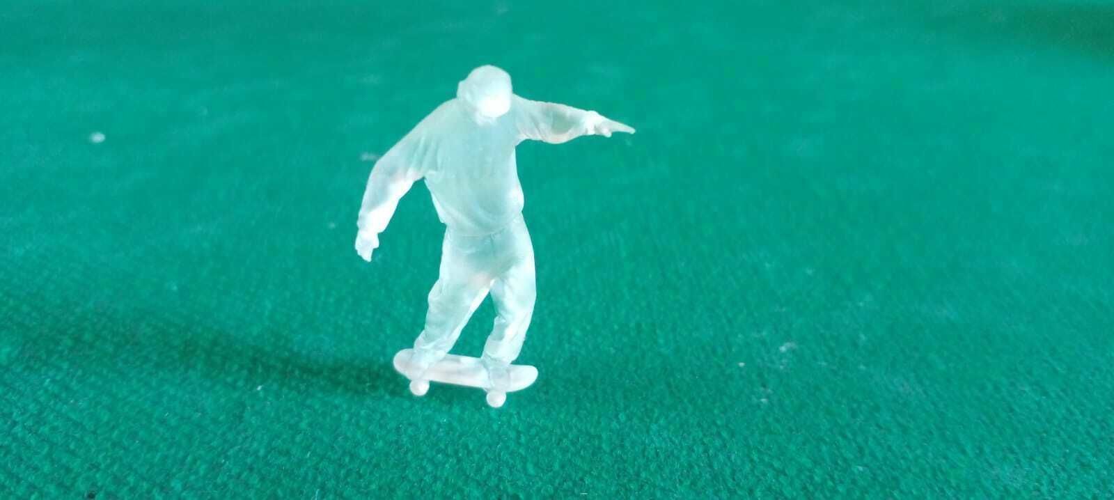 Skatista escala 1 64 3D print model_3