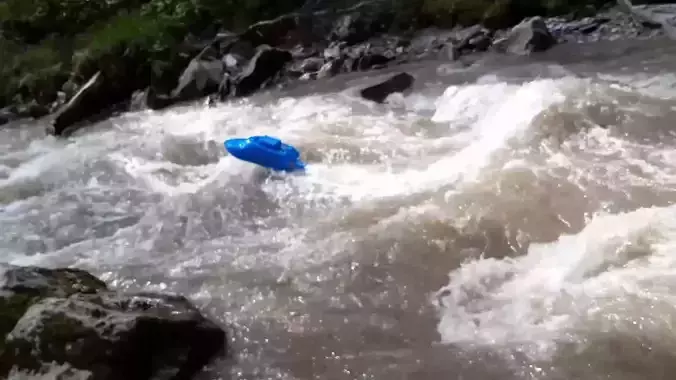 TPU Warrior - 3D printable RC jetboat for rapids