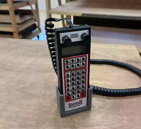 DigiTrax DT400 and DT4 Handheld Controller Holder