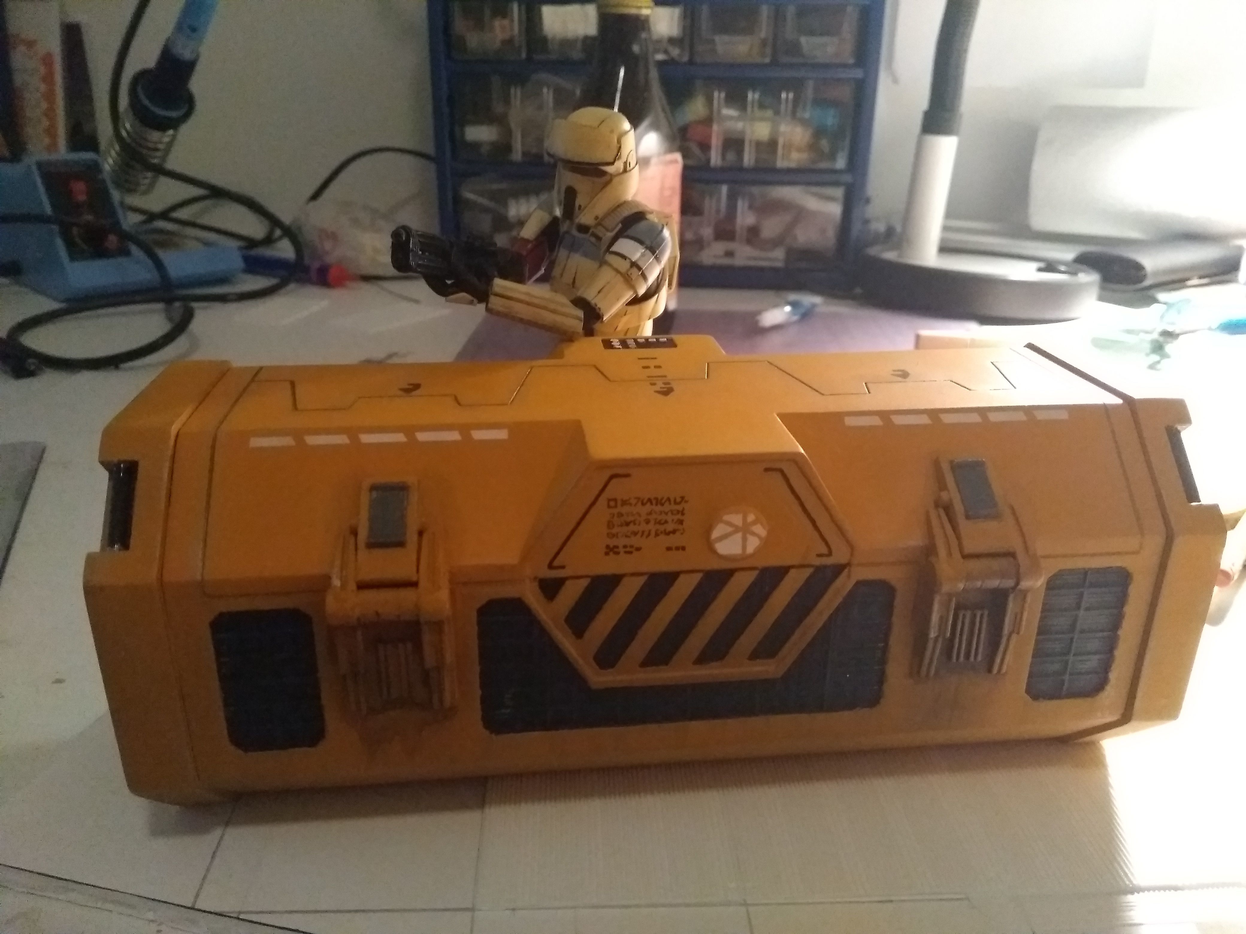 Kyber Crystal Container 1-12 scale Blackseries  3D print model_91