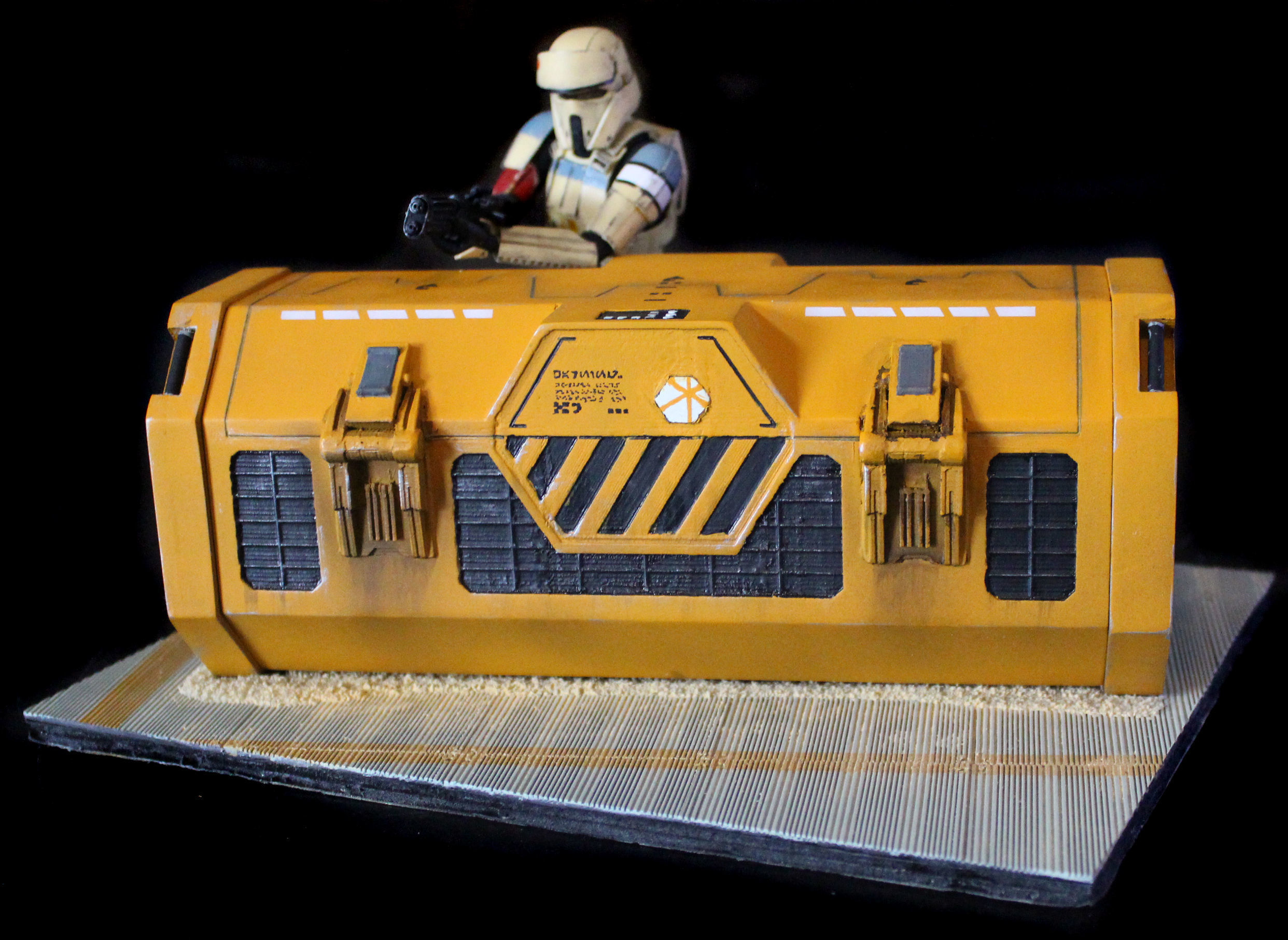 Kyber Crystal Container 1-18 scale Kenner Hasbro 3D print model_101