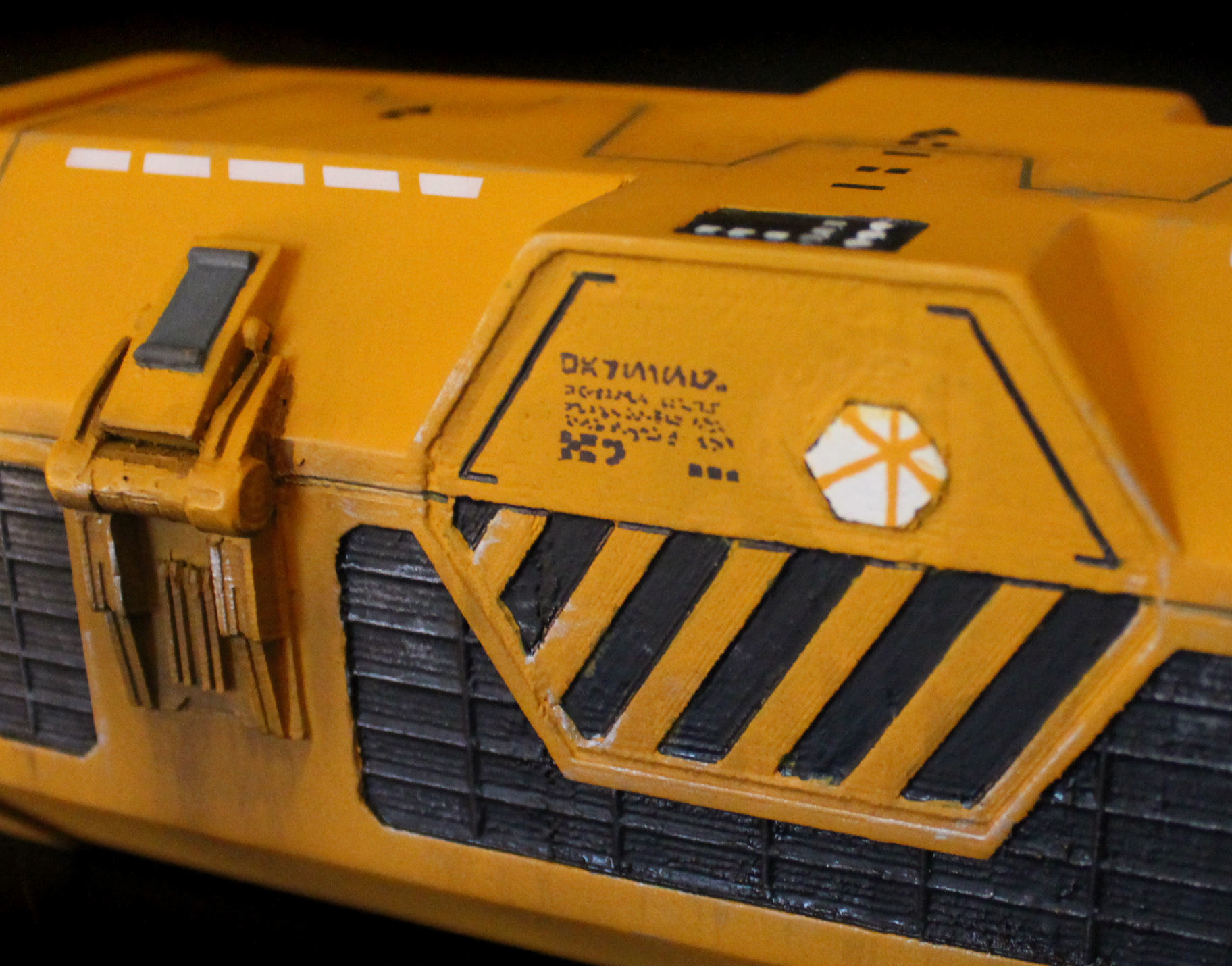 Kyber Crystal Container 1-18 scale Kenner Hasbro 3D print model_86