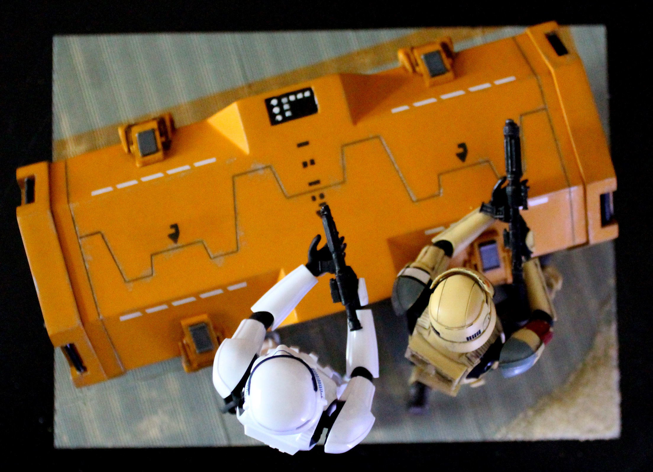 Kyber Crystal Container 1-18 scale Kenner Hasbro 3D print model_104