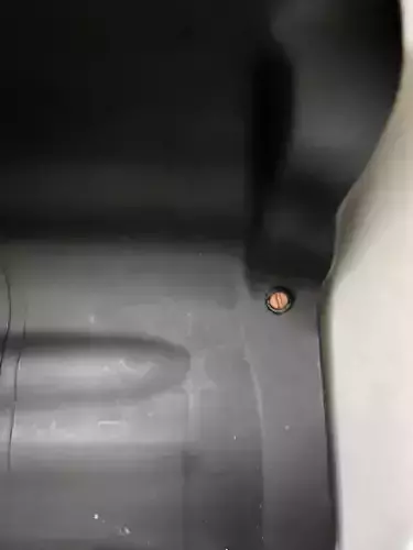 battery car seat screw