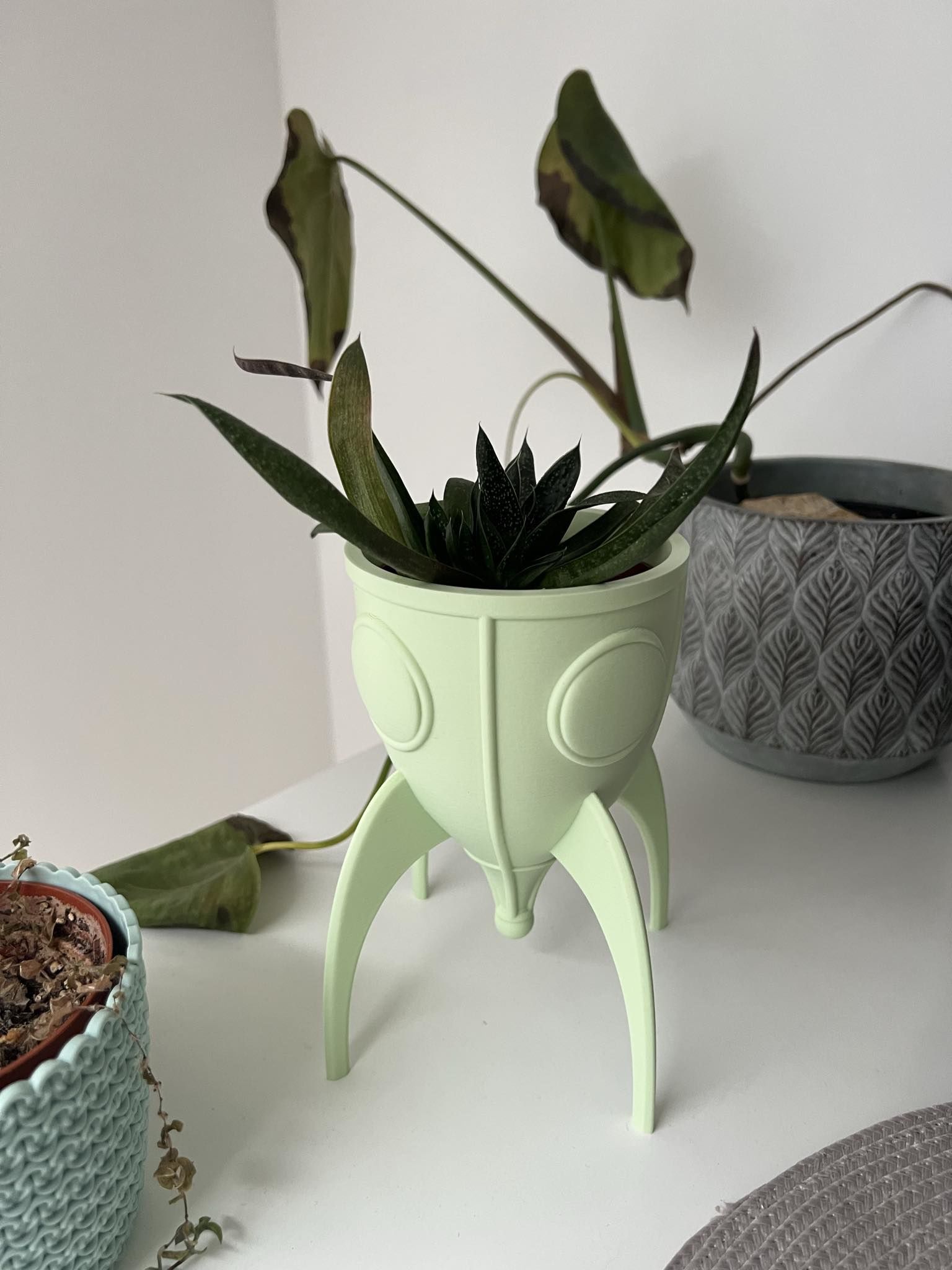Space Ship flower pot 3D print model_3