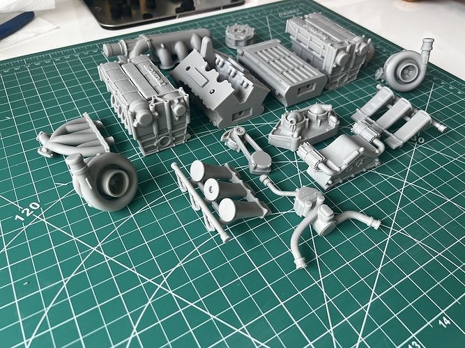 HIGH DETAIL McLaren MP4-4 Engine - 16 parts for 3D Printing 3D print model 2
