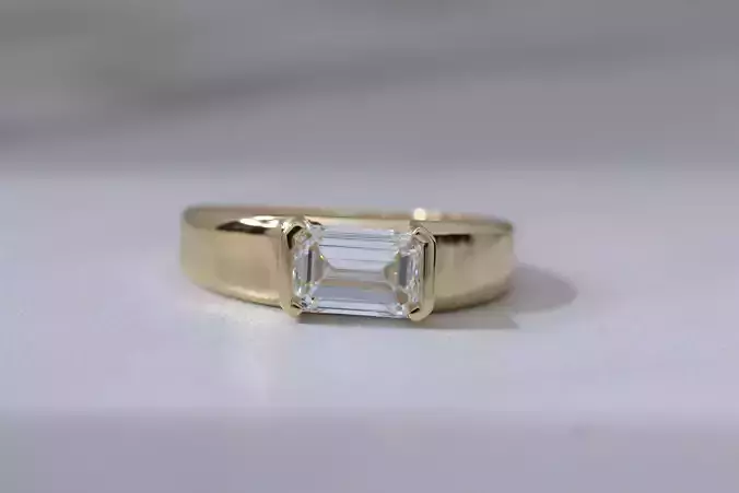 Emerald Cut Solitaire Ring - 3d Model