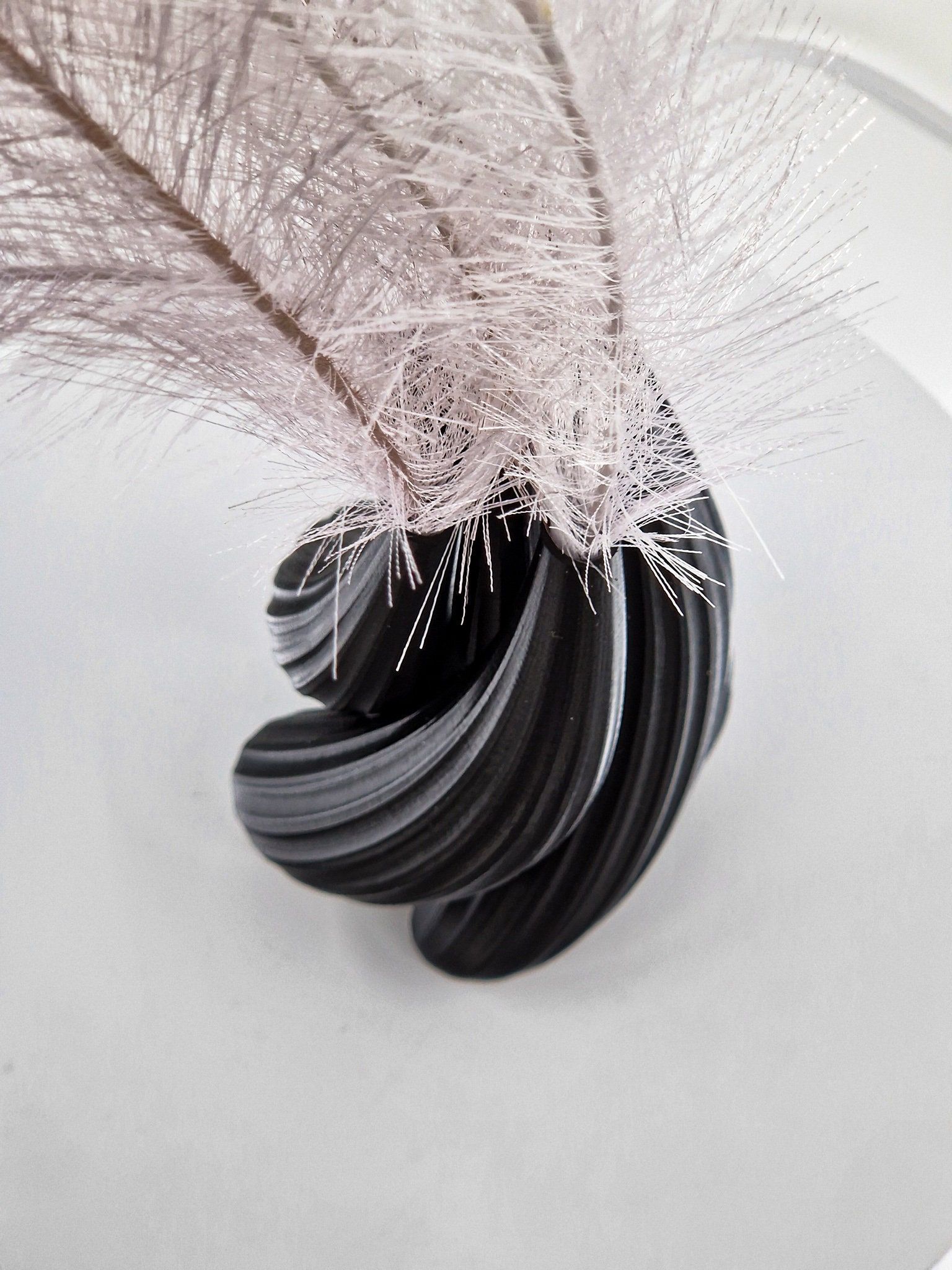 Elegant Twisted Vase 3D print model_2