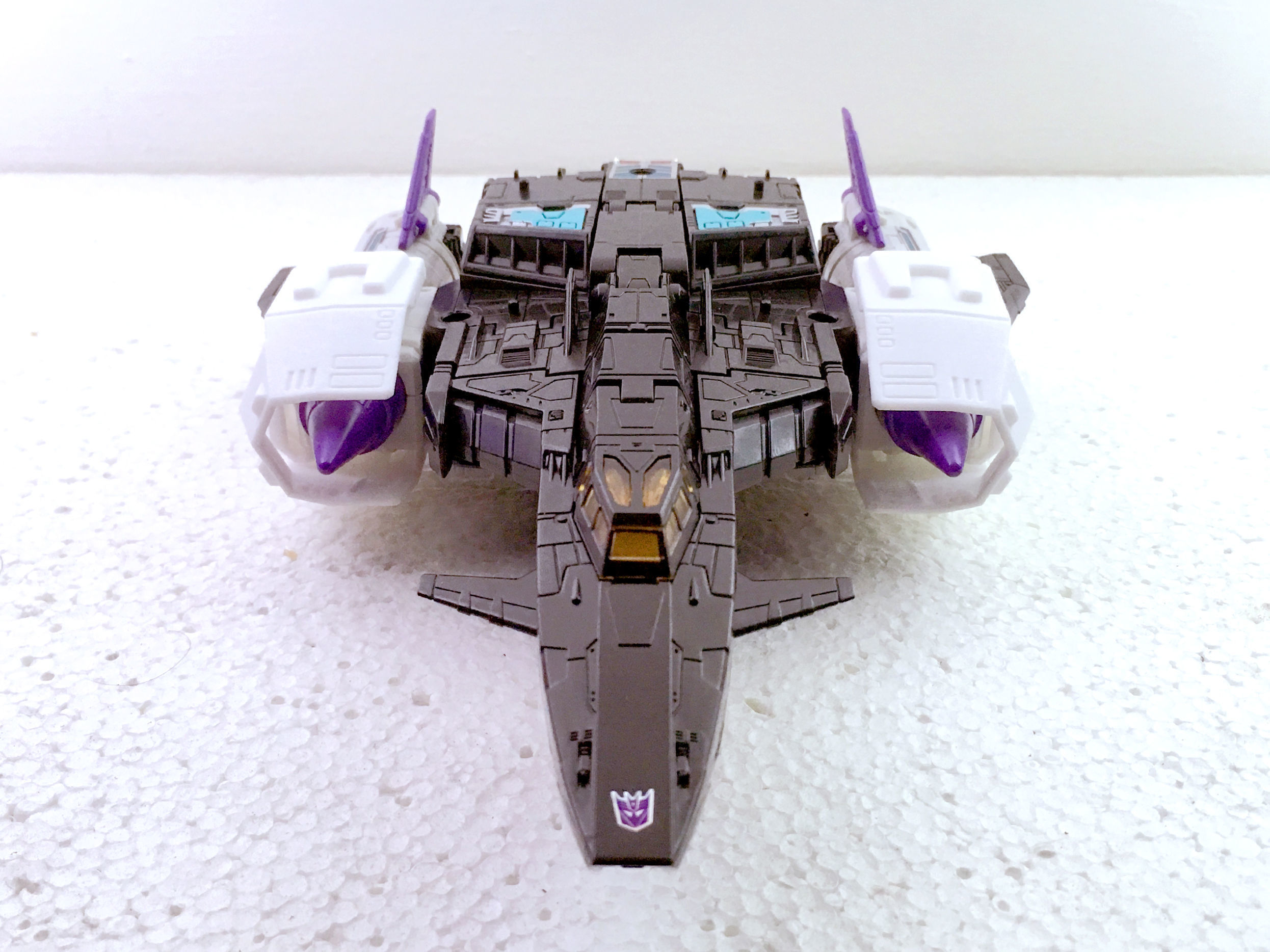 Shoulder and Forearm Covers for TR Leader Overlord 3D print model_4