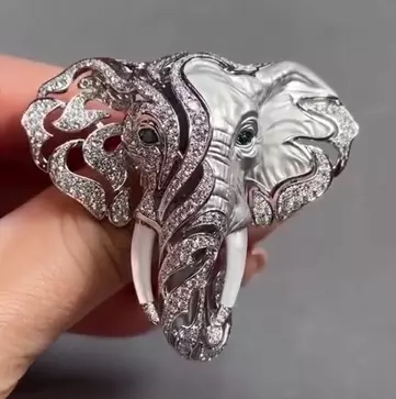 Elephant Brooch 3D print model_7