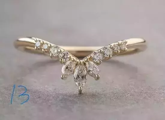 V shape Marquis and round diamond wedding band