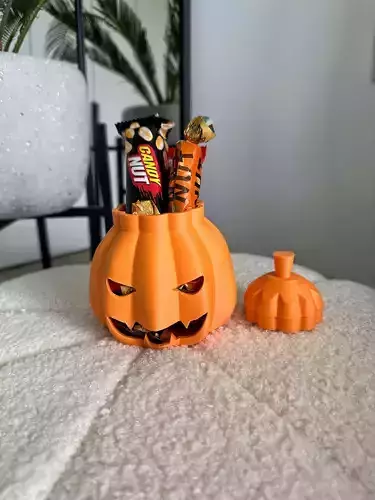 Trick or treat pumpkin candy box 