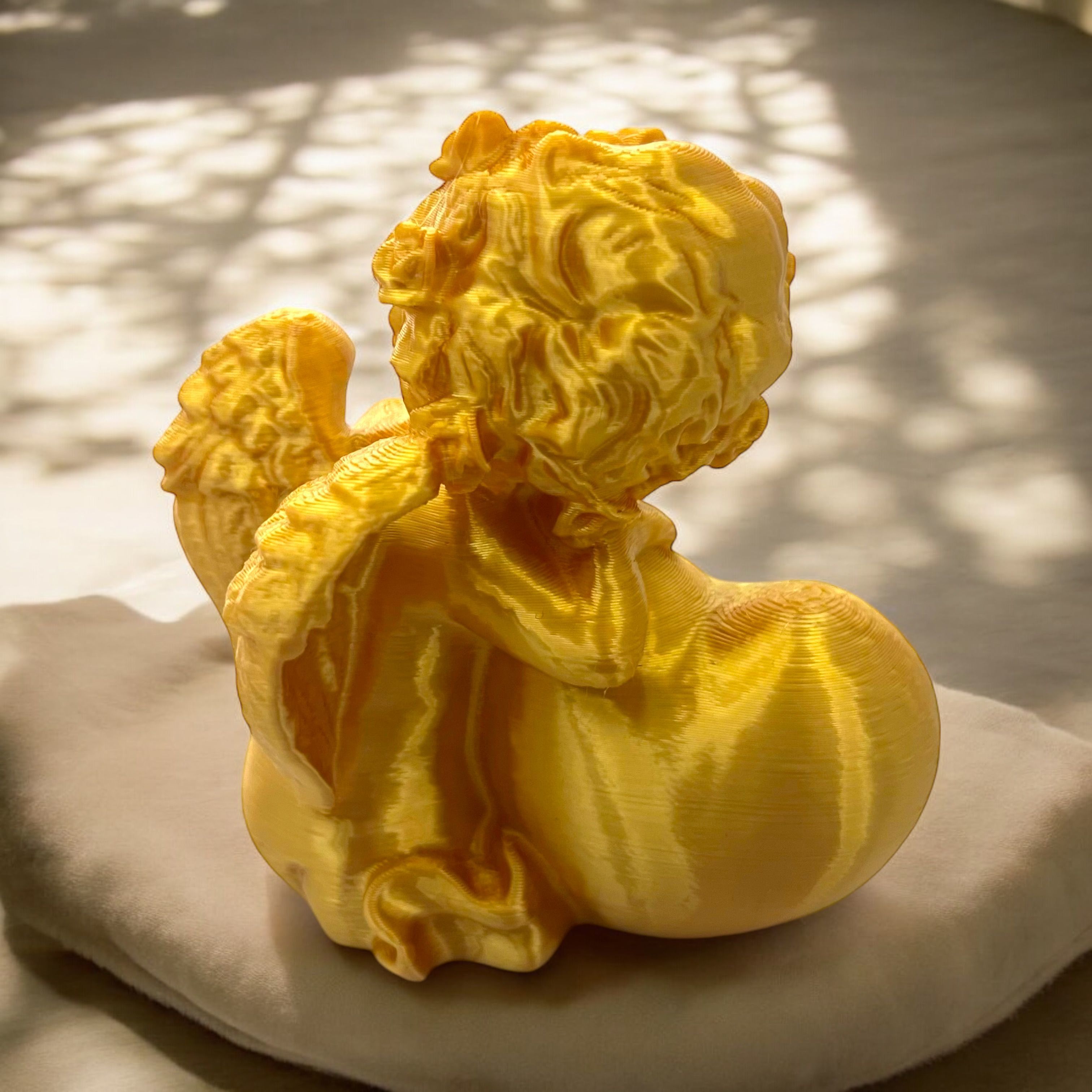 Angel loves her heart 3D print model_4