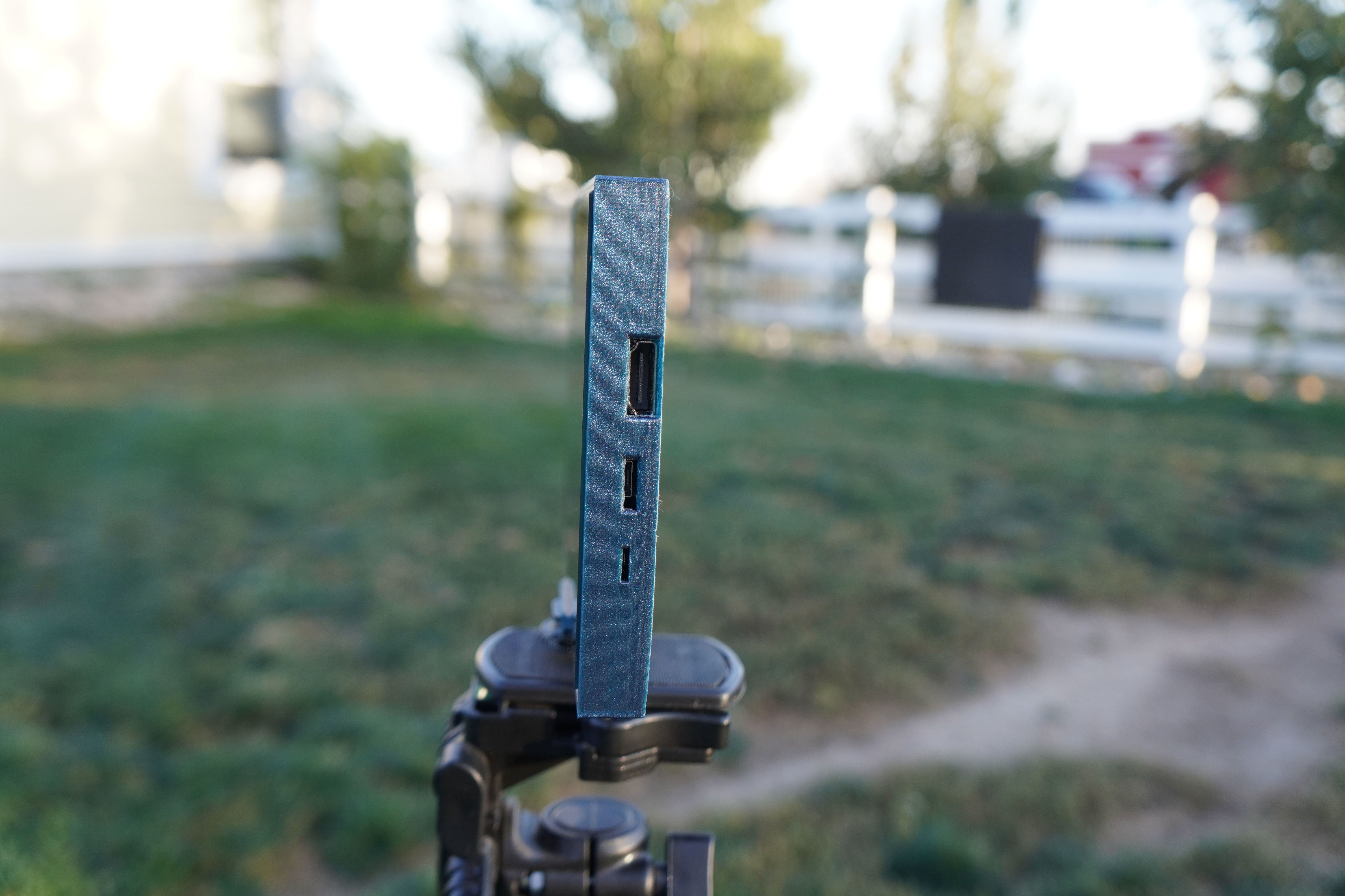 7 inch screen case with horseshoe mount 3D print model_4