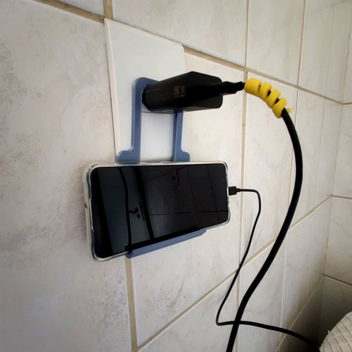 Simple Charging Phone Holder - Simple Plug Printable 3D print model_18