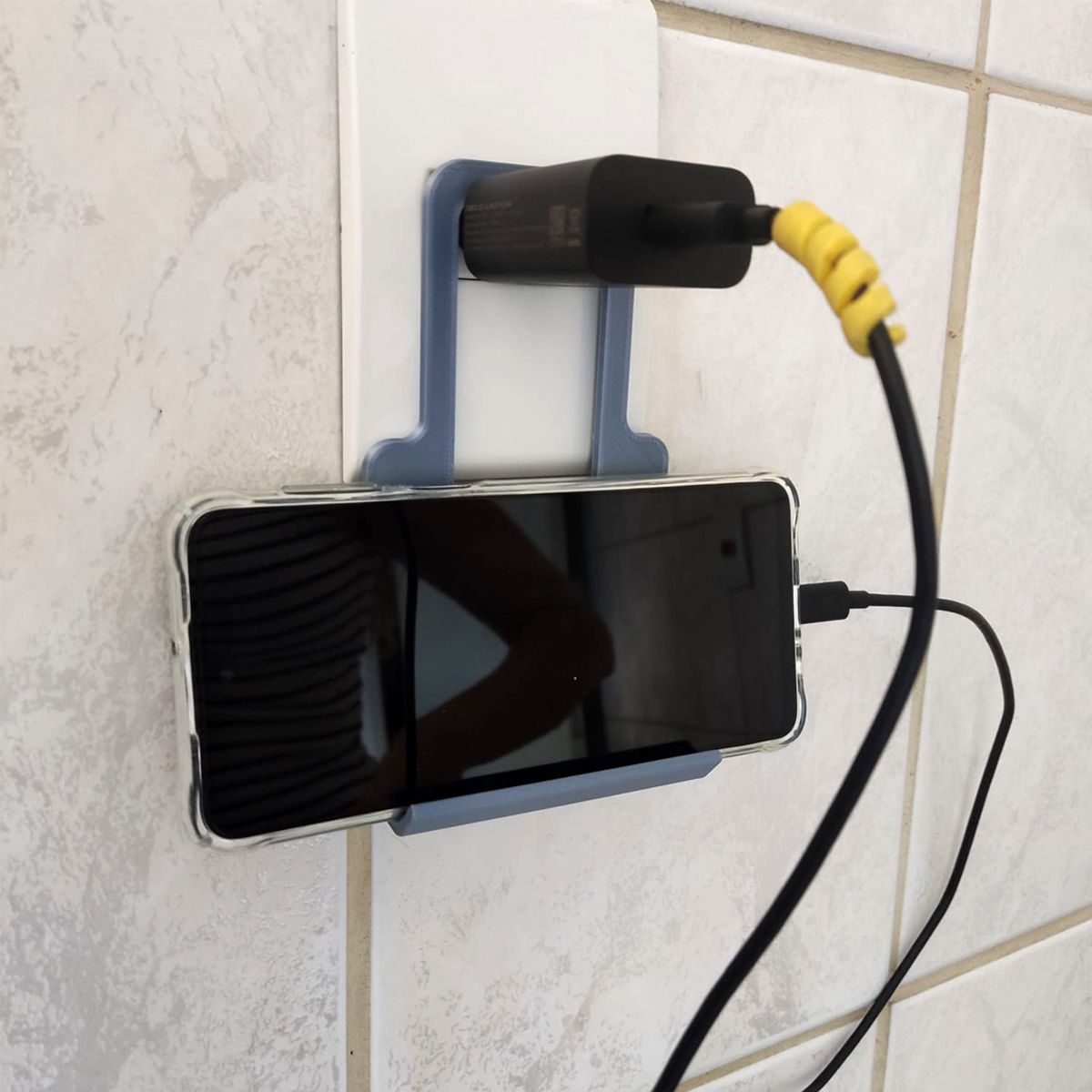 Simple Charging Phone Holder - Simple Plug Printable 3D print model_16